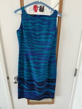 Jones New York Teal & Blue Sleeveless Wave-Stripe Midi Dress